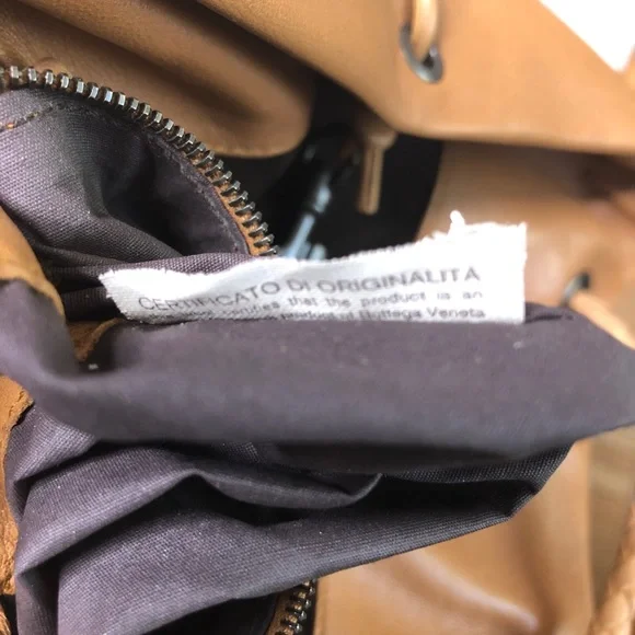 Bottega Veneta vintage authentic leather bag - Picture 10 of 16